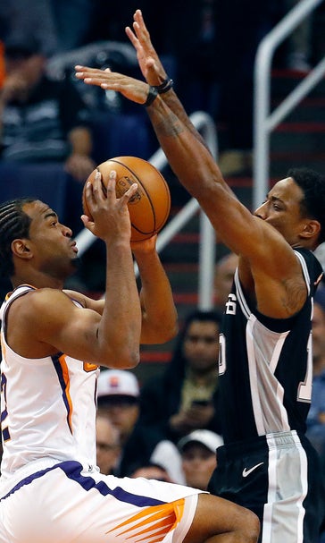 T.J. Warren scores 27 points, Suns beat Spurs 116-96